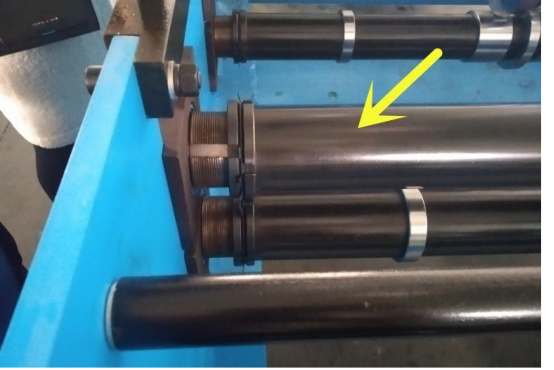 Double layer roofing sheet machine