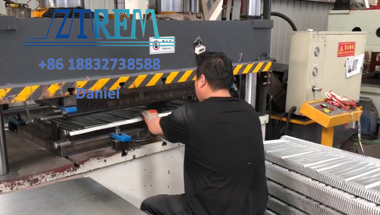 Stone-Coated Metal Roofing Sheet Machine