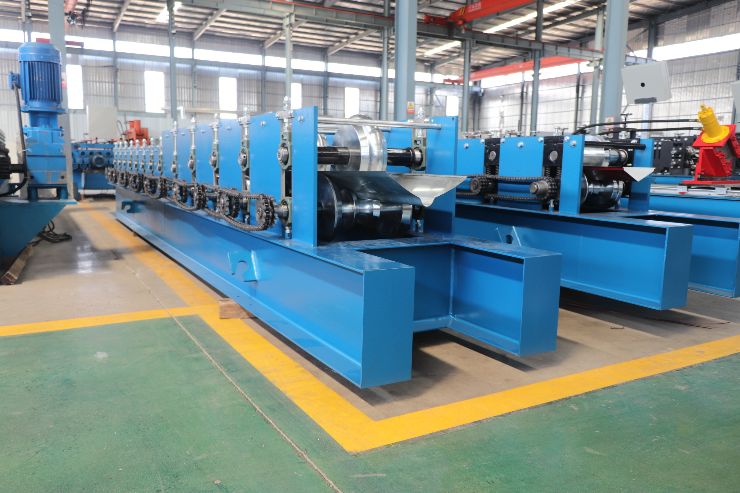 Roofing Sheet Ridge Cap Roll Forming Machine