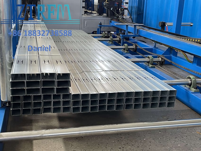 Zhongtuo Overseas Engineers successfully debugged automatic CU keel making machine