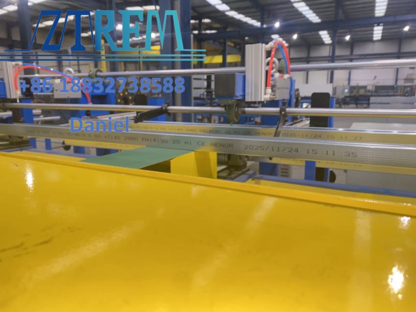 ZTRFM Automatic change width C stud U track keel making machine
